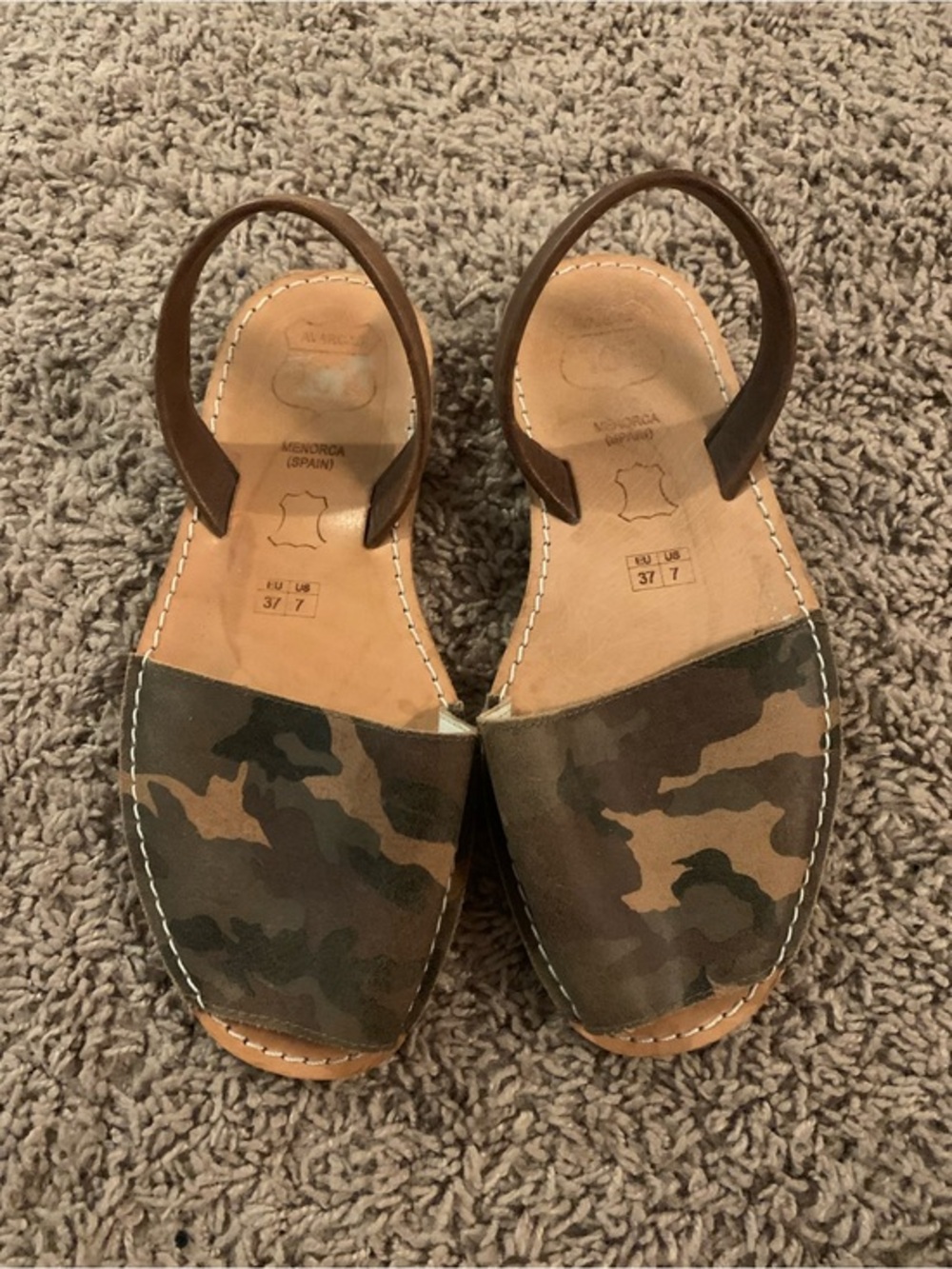 Avarcas Camouflage Open-Toe Sandals